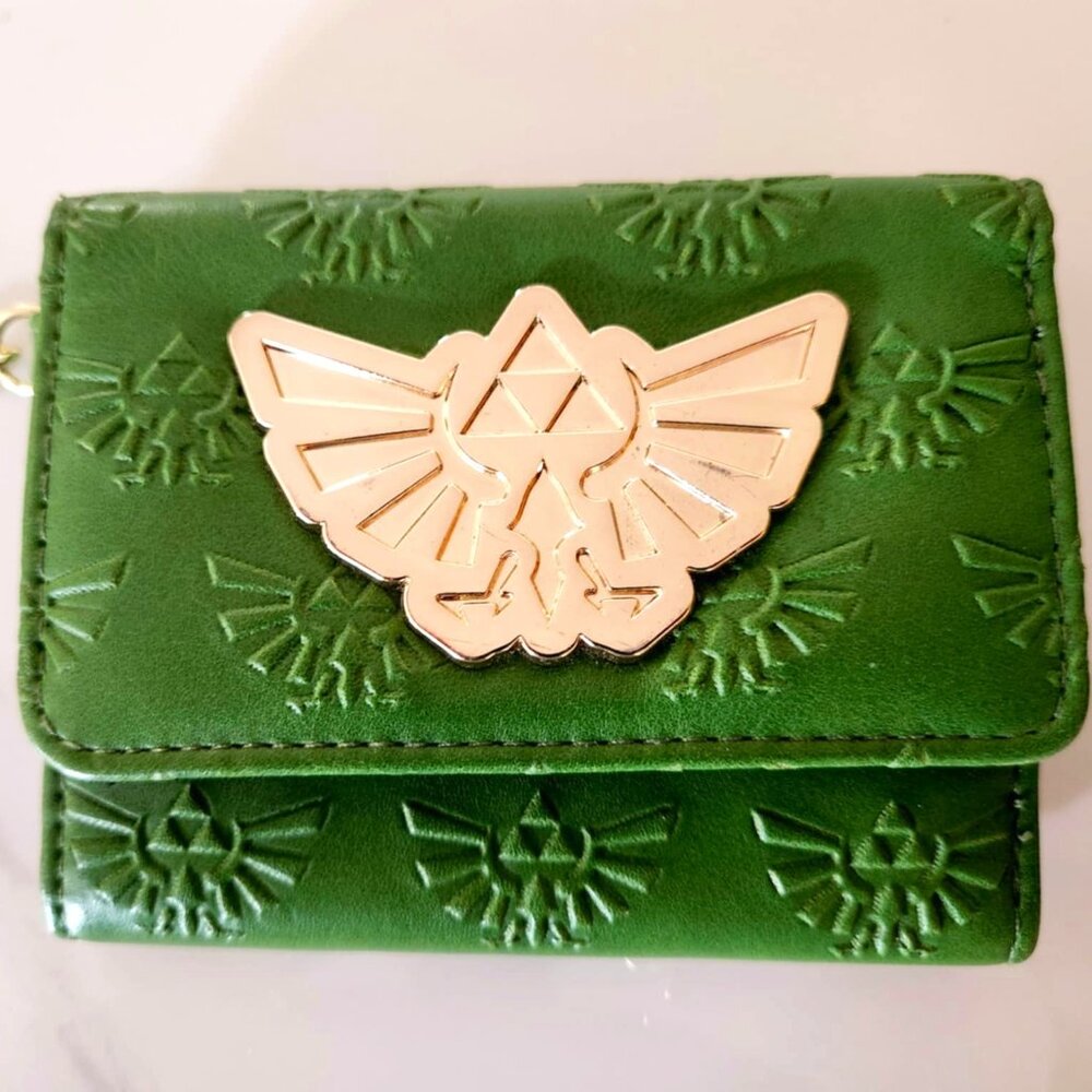 Zelda Logo All Over Green Tri Fold Wallet - TRIFORCE